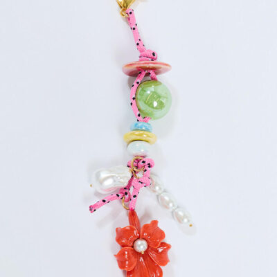 Timeless Pearly Keychain With Flowers Multi