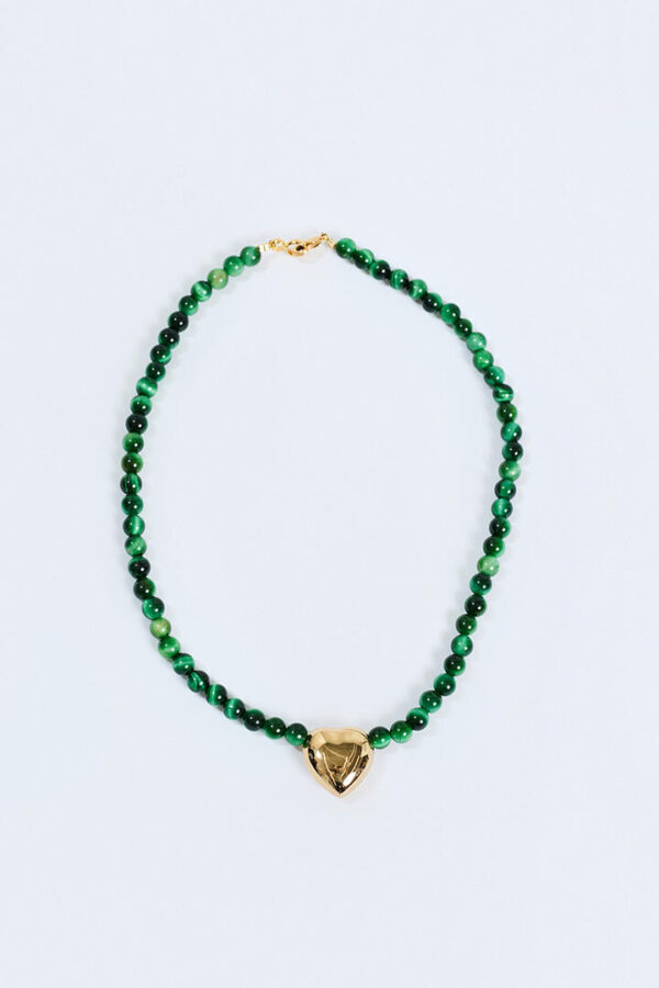Timeless Pearly Necklace With Green Beads And Heart Multi